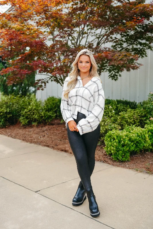 Super Deal Spanx Faux Leather Legging