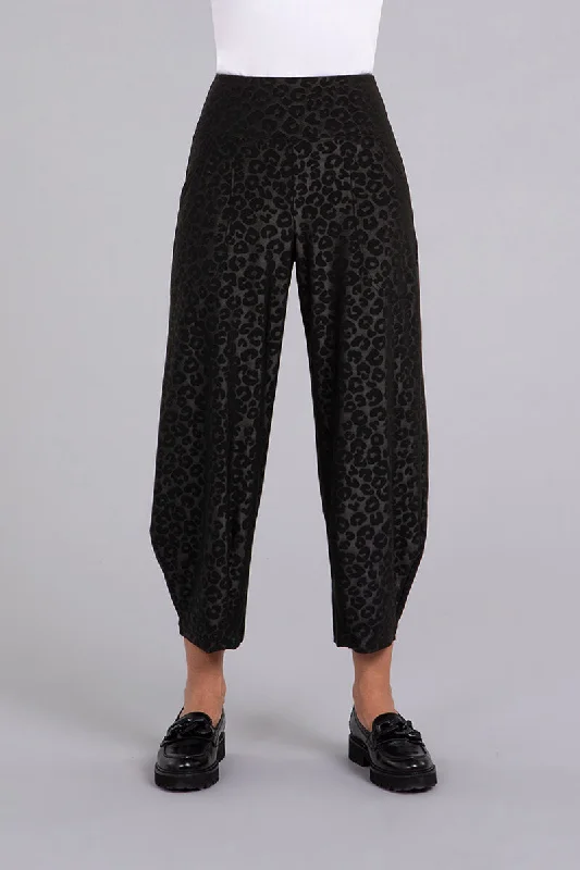 Steals and Deals Narrow Lantern Pant | Black Animal Emboss