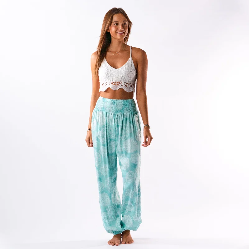 Closeout Deal Bermuda Harem Pants