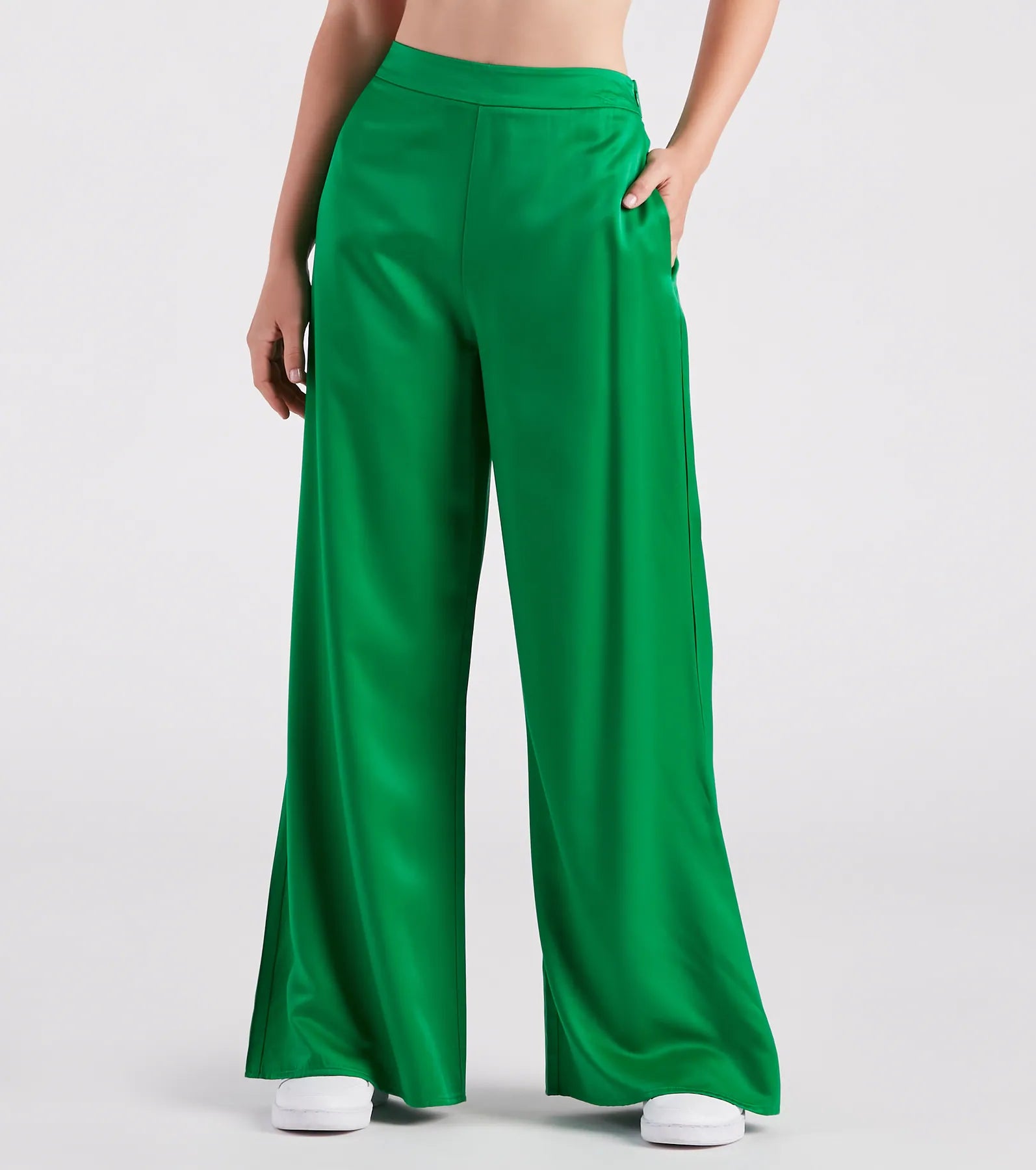 GREEN