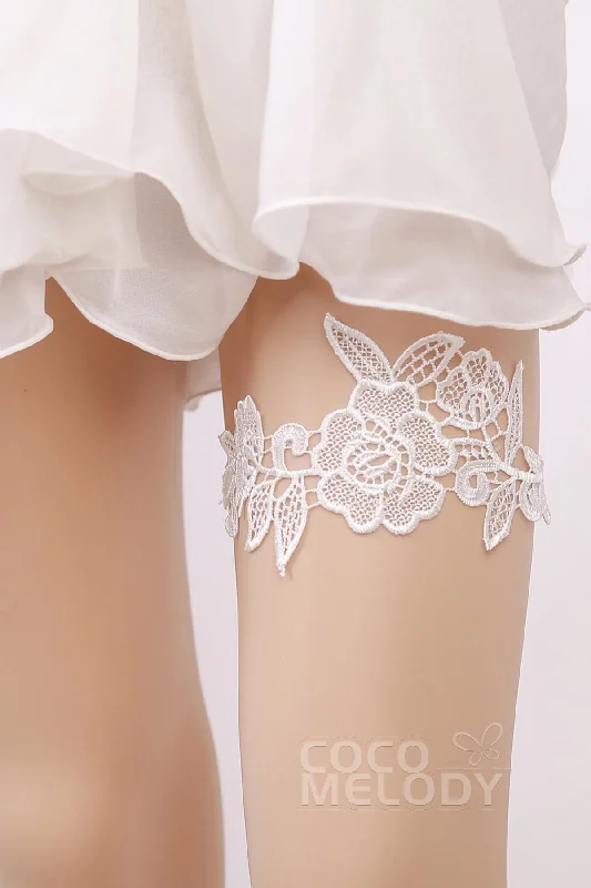 Weekend Specials to Indulge In Lace Wedding Garter WD17014