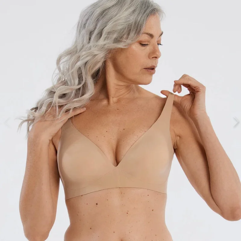 Weekend Deals That Wow Evelyn & Bobbie Starlette Plunge Bra in Sand