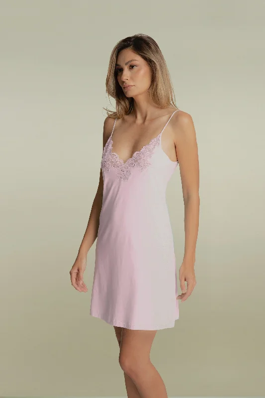 Kensington Mornings Chemise in Pink