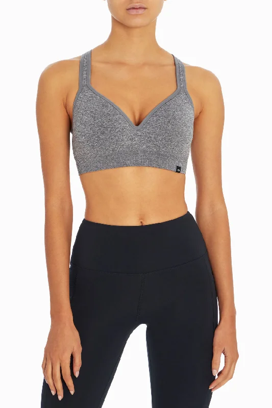 Weekend Shopping Extravaganza Johanna Seamless Molded Sports Bra